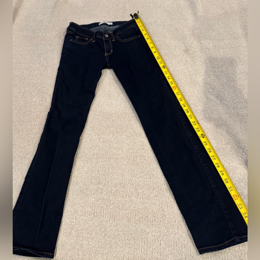 Hollister Navy Straight Leg Jeans Women's Minimalist Preppy Y2K - Picture 1 of 5